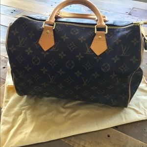 Louis Vuitton Speedy 30